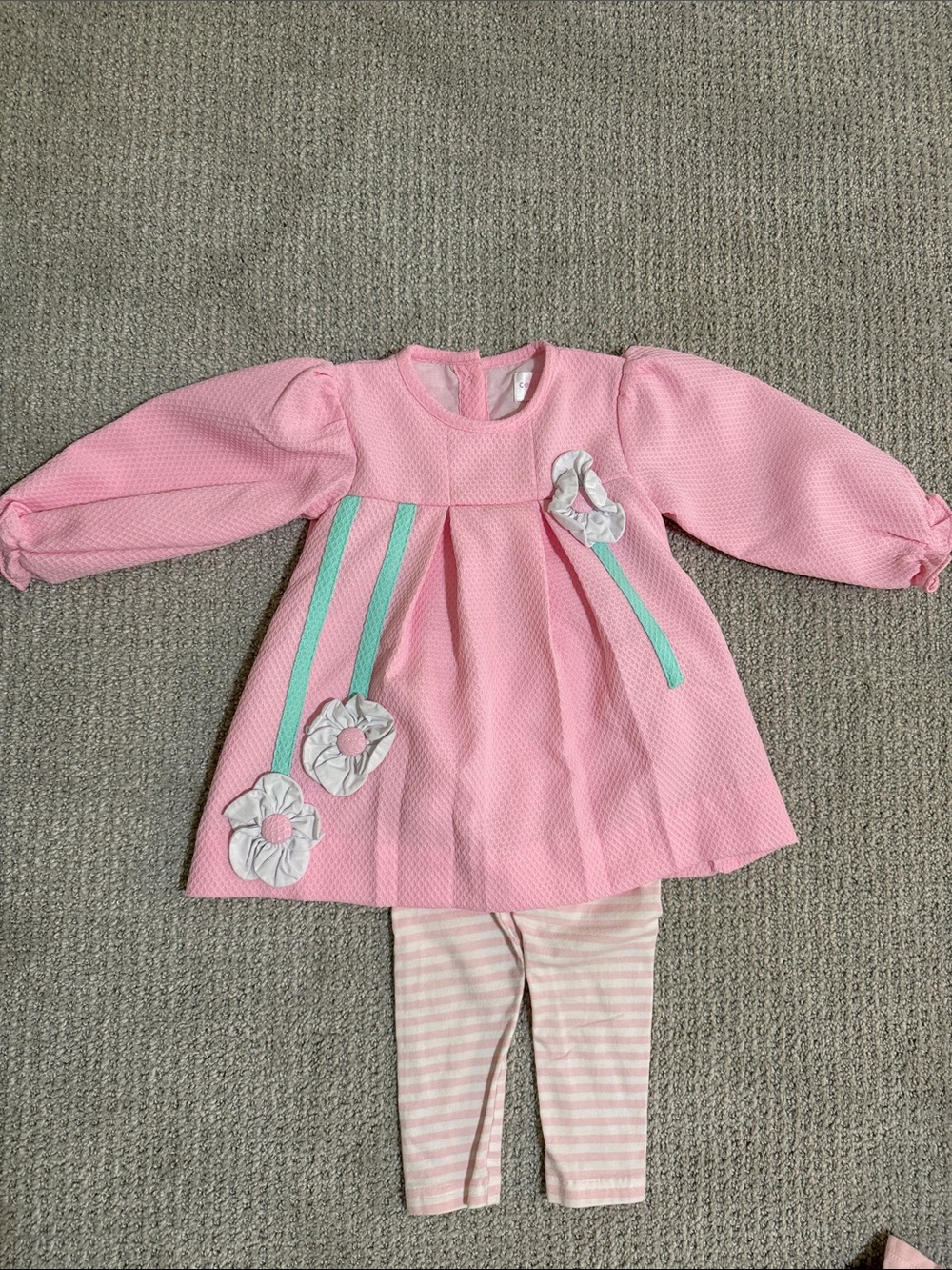 Cecil and Lou play set
